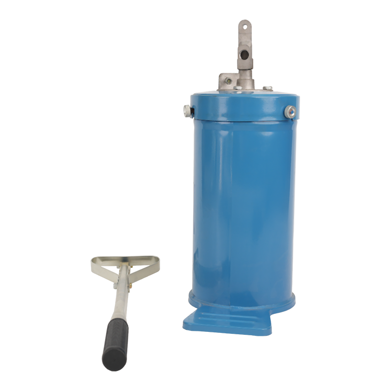 Klasikong hand-operated grease pump Klasikong hand-operated grease pump