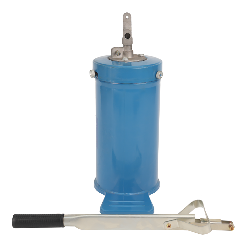Klasikong hand-operated grease pump Klasikong hand-operated grease pump